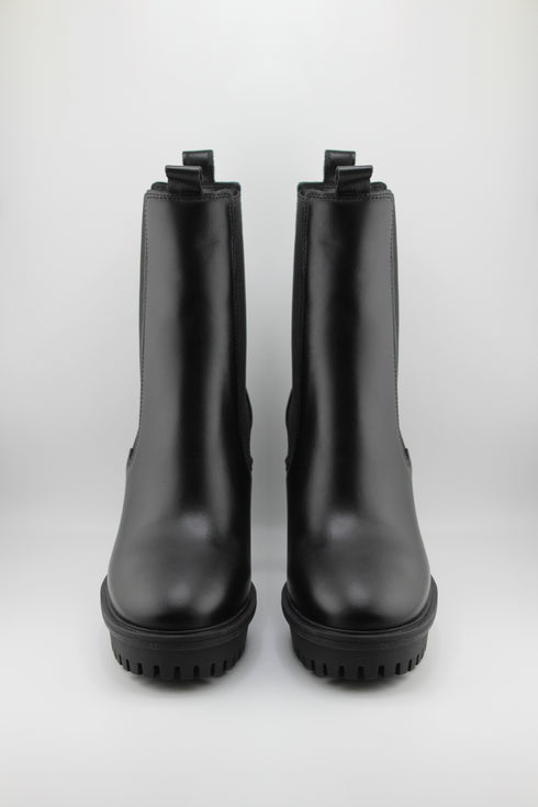 Sante Chunky Heel Leather Ankle Boot